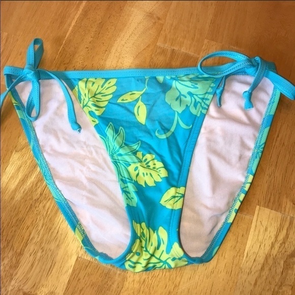 NWOT Mossimo Tankini Bundle size small - Picture 2 of 8